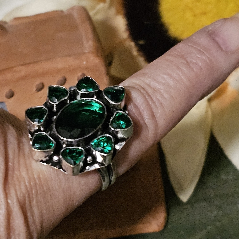 Green Quartz Flower Ring - bring success and prosperity